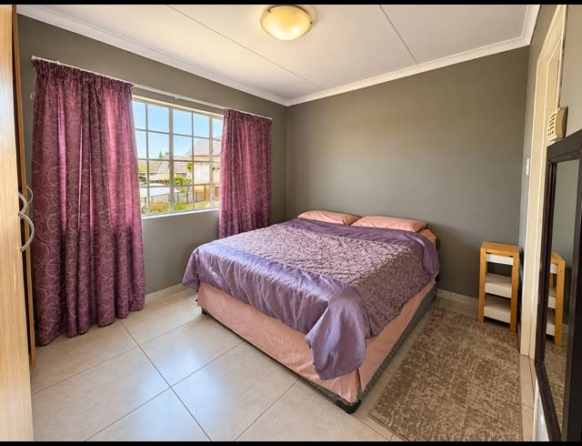 3 BEDROOM TOWNHOUSE FOR SALE IN REYNO RIDGE